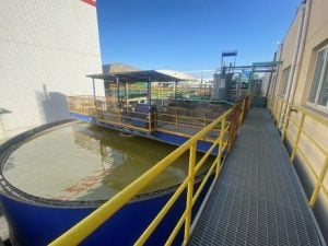 BQE 水处理公司 (BQE Water) SART 工厂外部