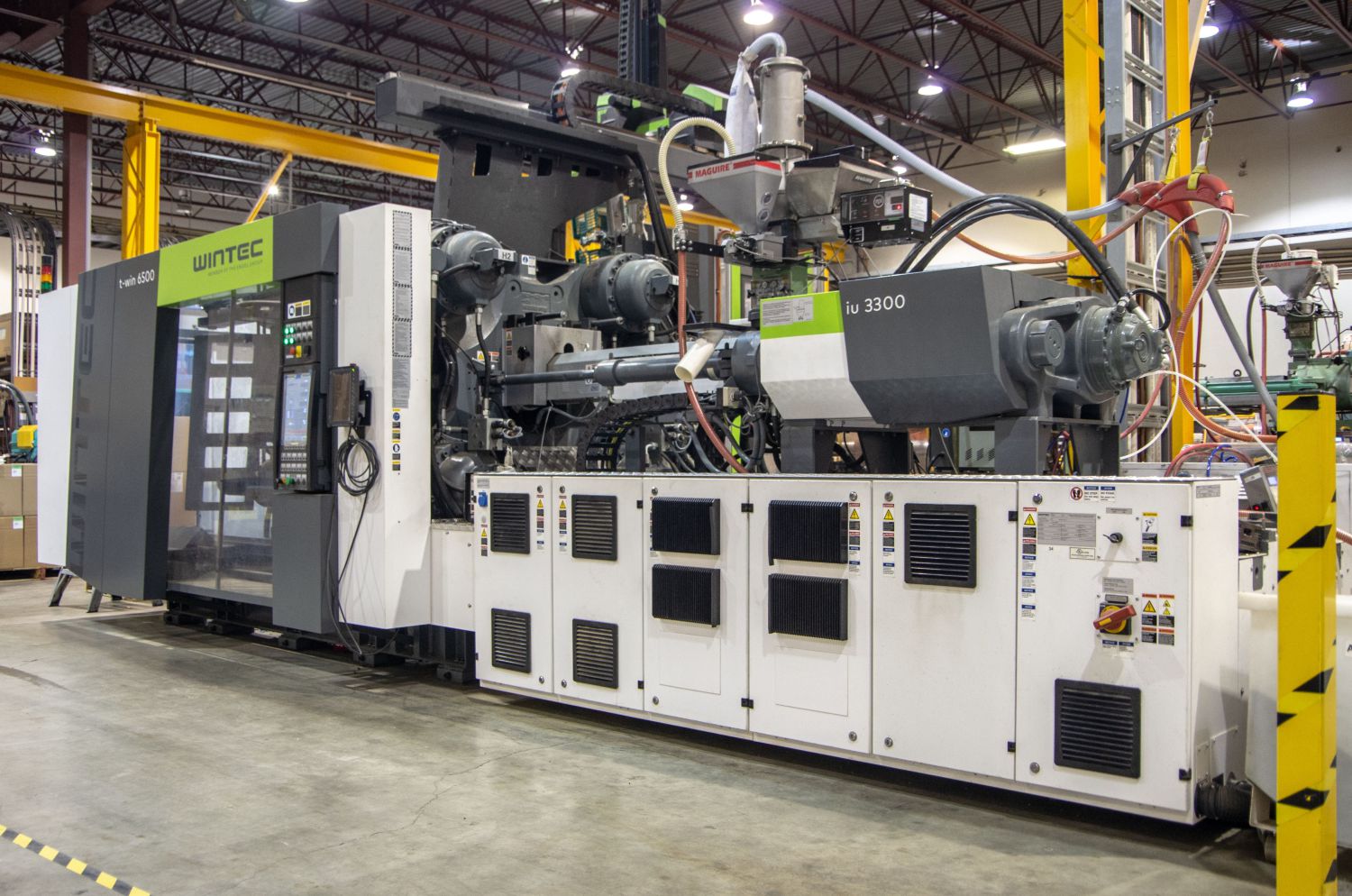 Injection machine Newton Industries