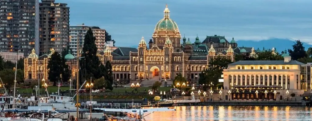 Victoria harbor and parliament.